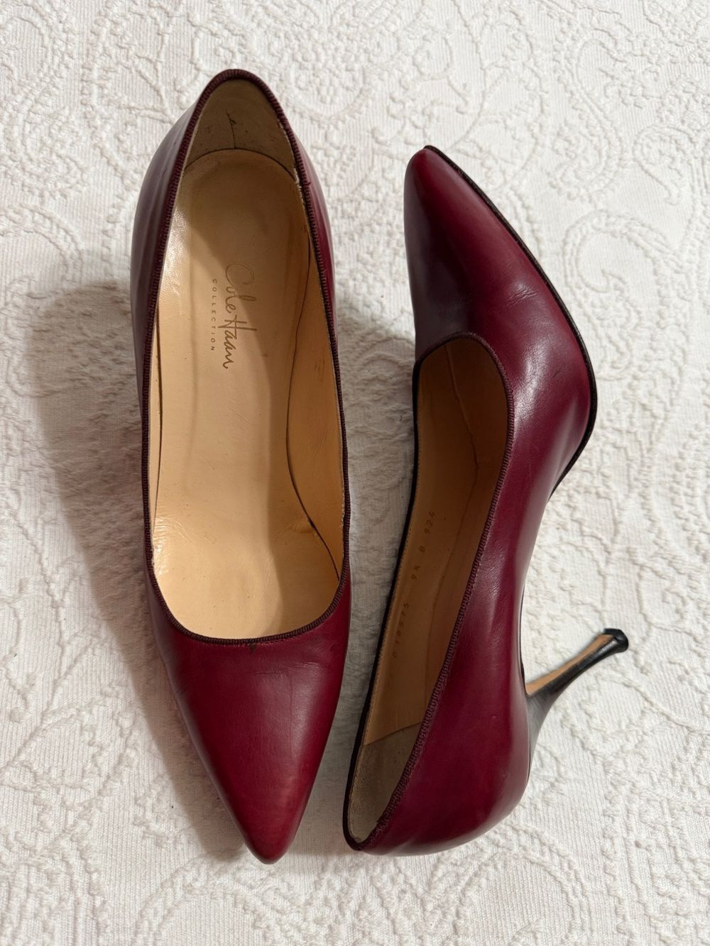 Cole Haan Women's Wine Red Leather Pointed Toe Stiletto Heels size 9.5B